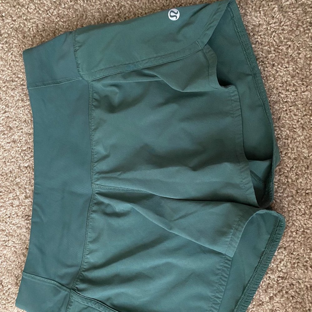Lululemon teal athletic shorts